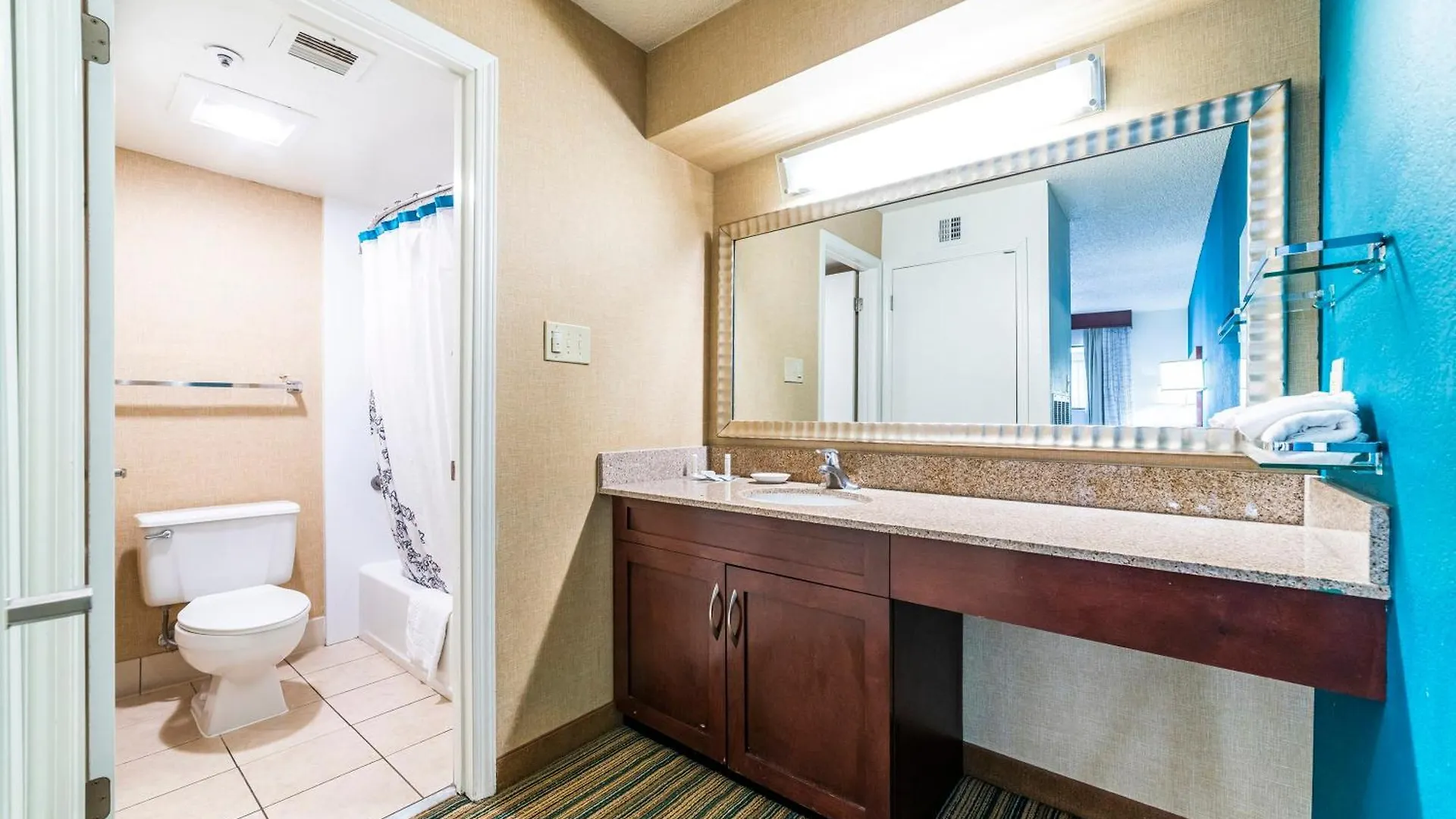 Metro Phx Downstairs Studio Queen Apartment Phoenix United States